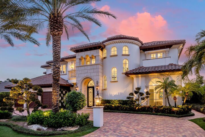 Property Photo: 1801 Thatch Palm Drive FL 33432