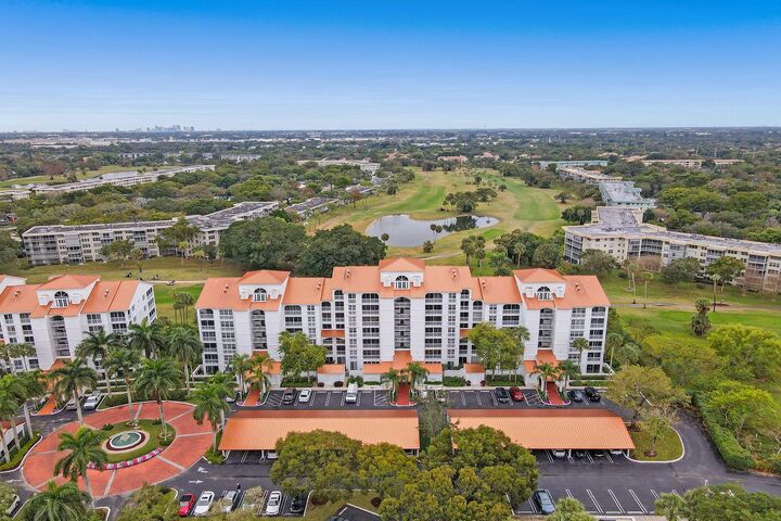Property Photo: 4114 W Palm Aire Drive 141B FL 33069