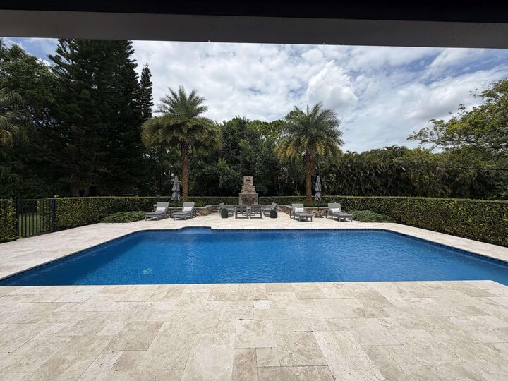 Property Photo:  7321 E Cypresshead Drive  FL 33067 