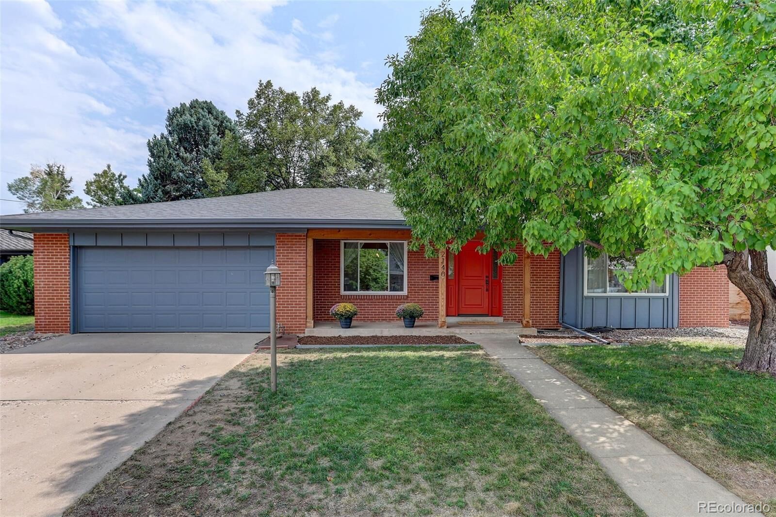 Property Photo:  2140 E Columbia Place  CO 80210 
