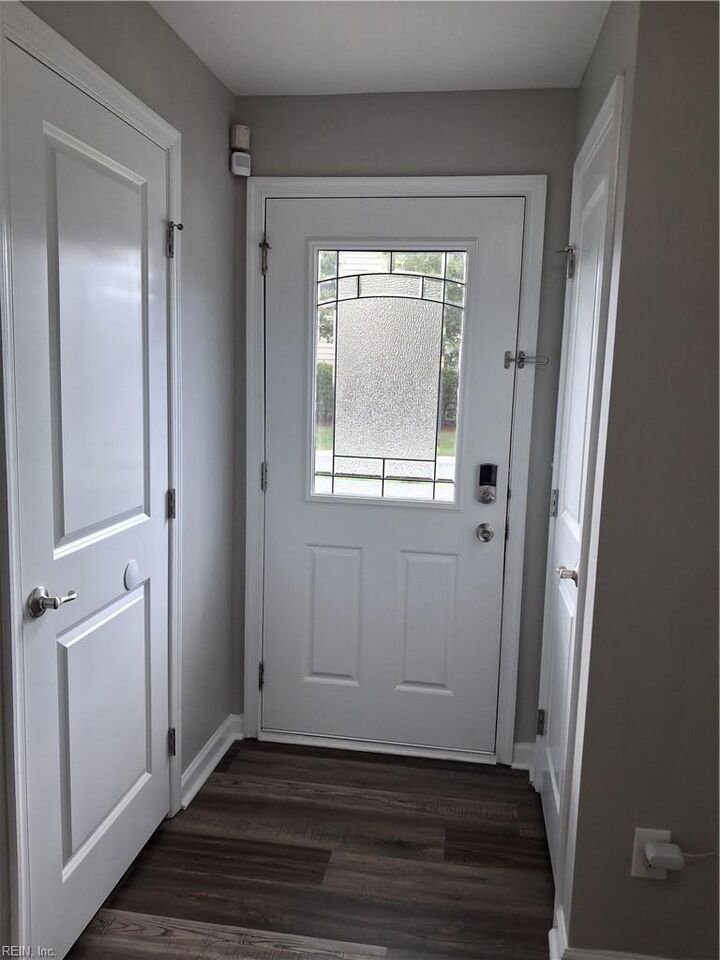Property Photo:  4301 Salt Marsh Ln  VA 23324 