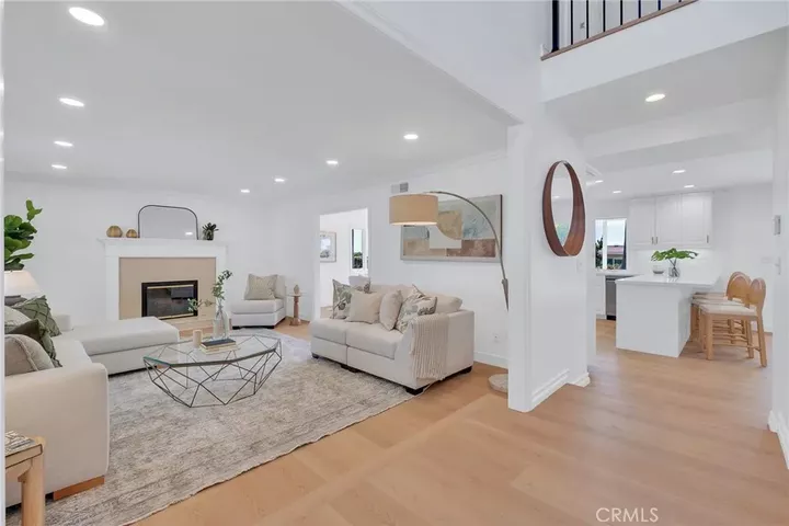 Property Photo: 4962 Silver Arrow CA 90275