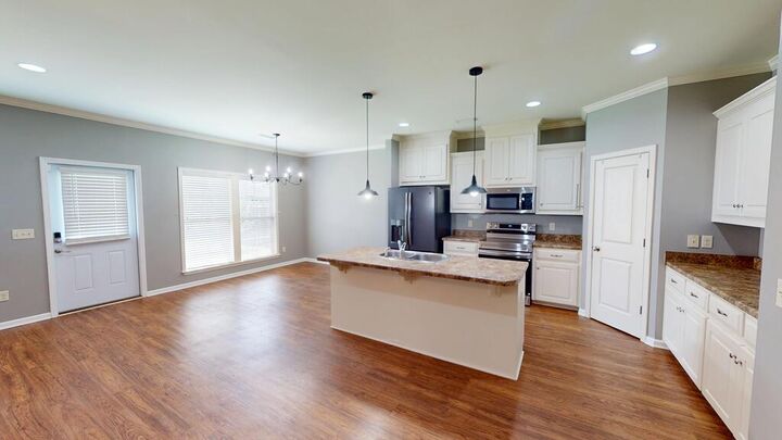 Property Photo:  219 Belhaven  AL 36303 