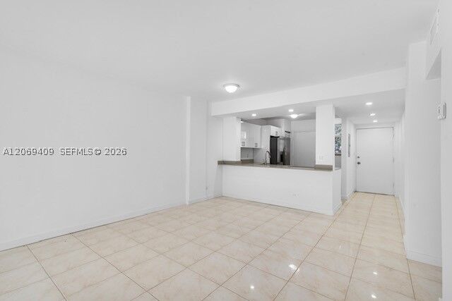 Property Photo:  3660 NE 166th St 114  FL 33160 