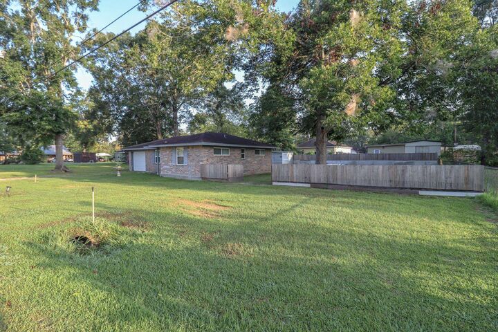 Property Photo: 350 W Smith St TX 77659