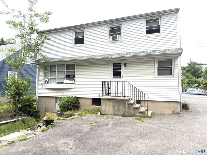 Property Photo:  1645 Old Town Road  CT 06606 