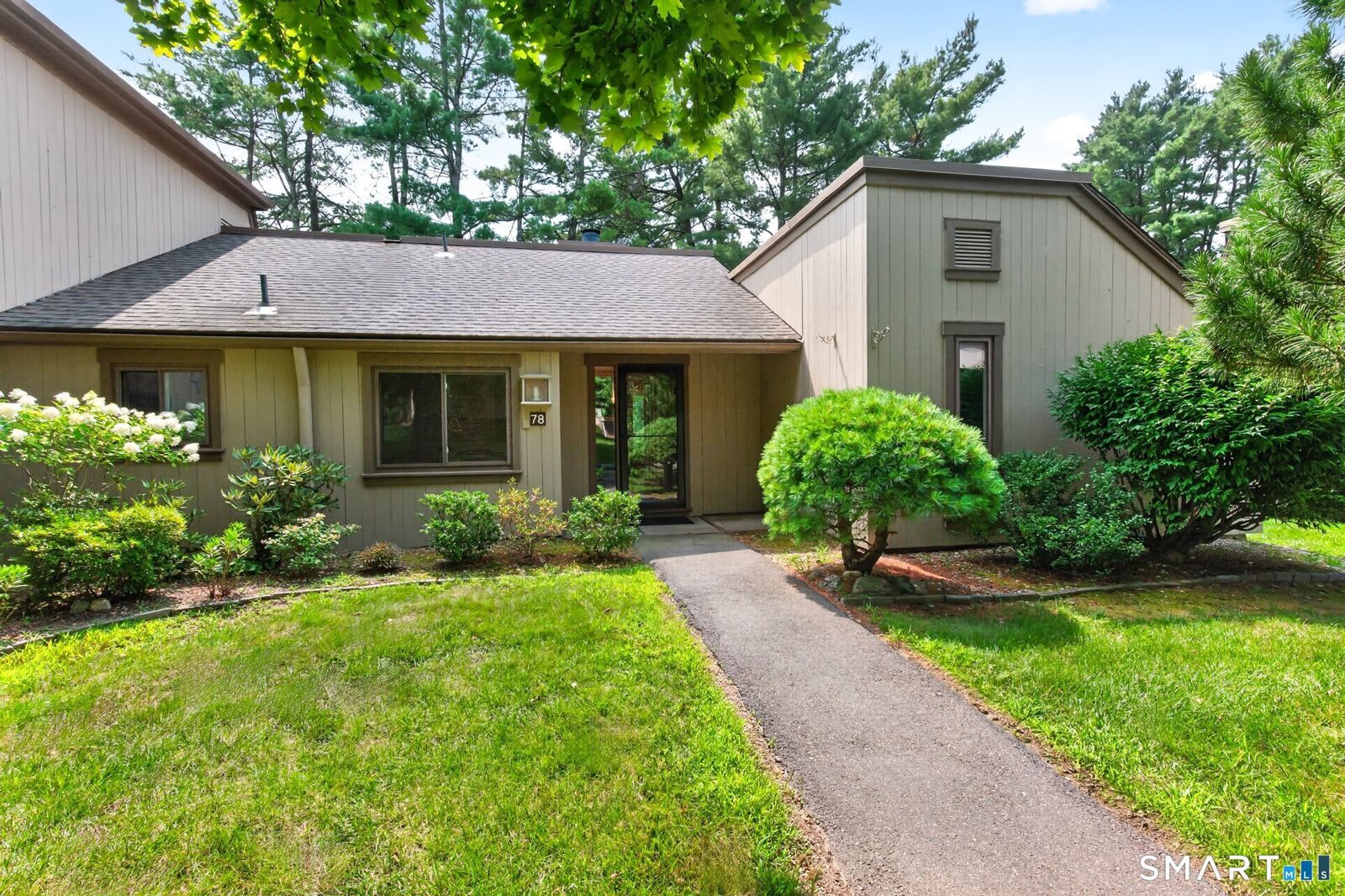 Property Photo: 78 Mallard Drive 78 CT 06032