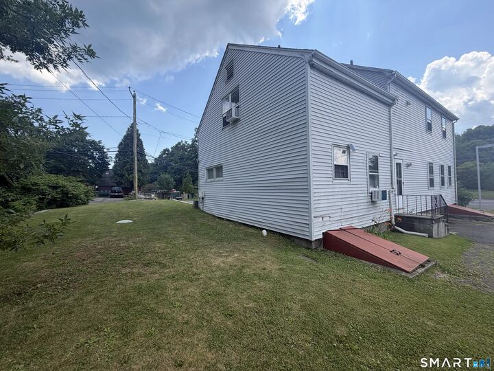 Property Photo: 17 Erskine Road CT 06903