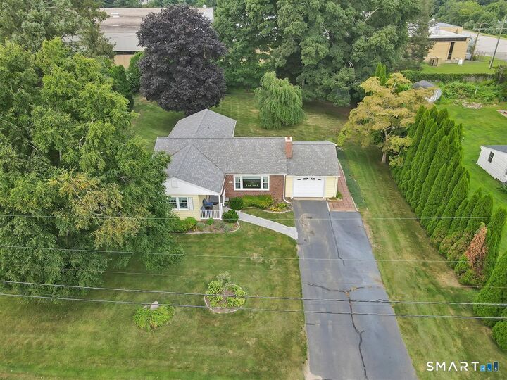 Property Photo:  11 Castle View Drive  CT 06412 