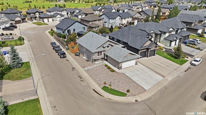 Property Photo: 455 Hastings Crescent SK S7V 0C8