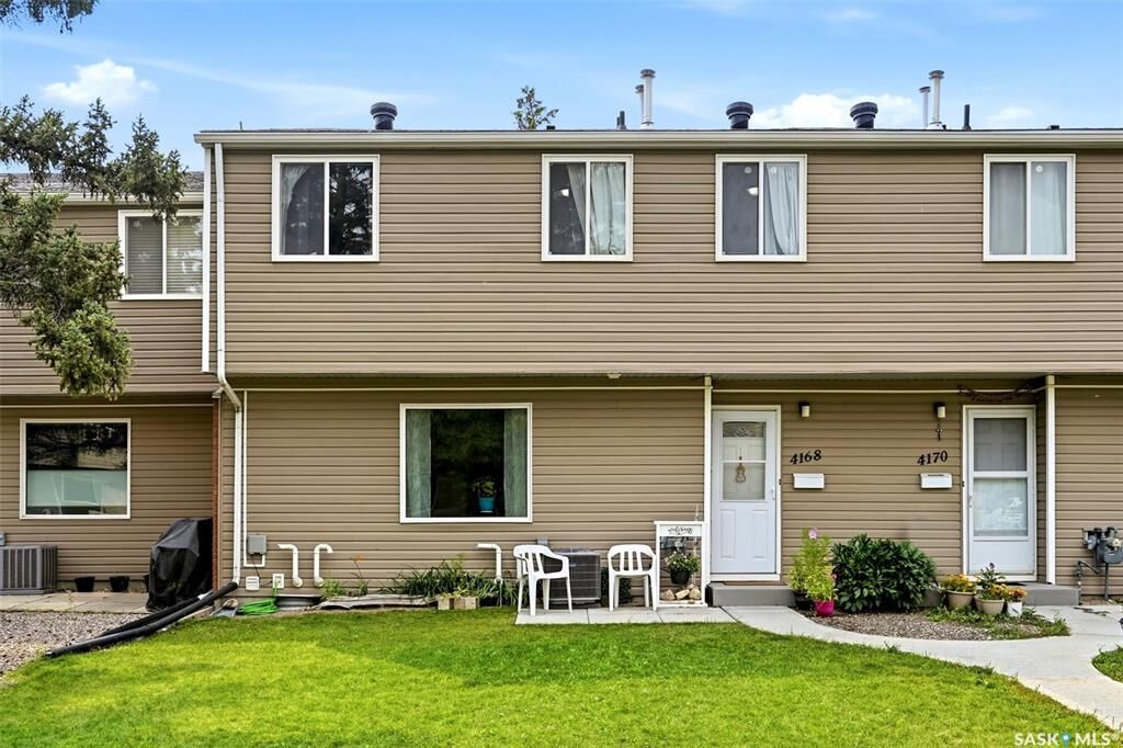 Property Photo: 4168 Castle Road SK S4S 4T2