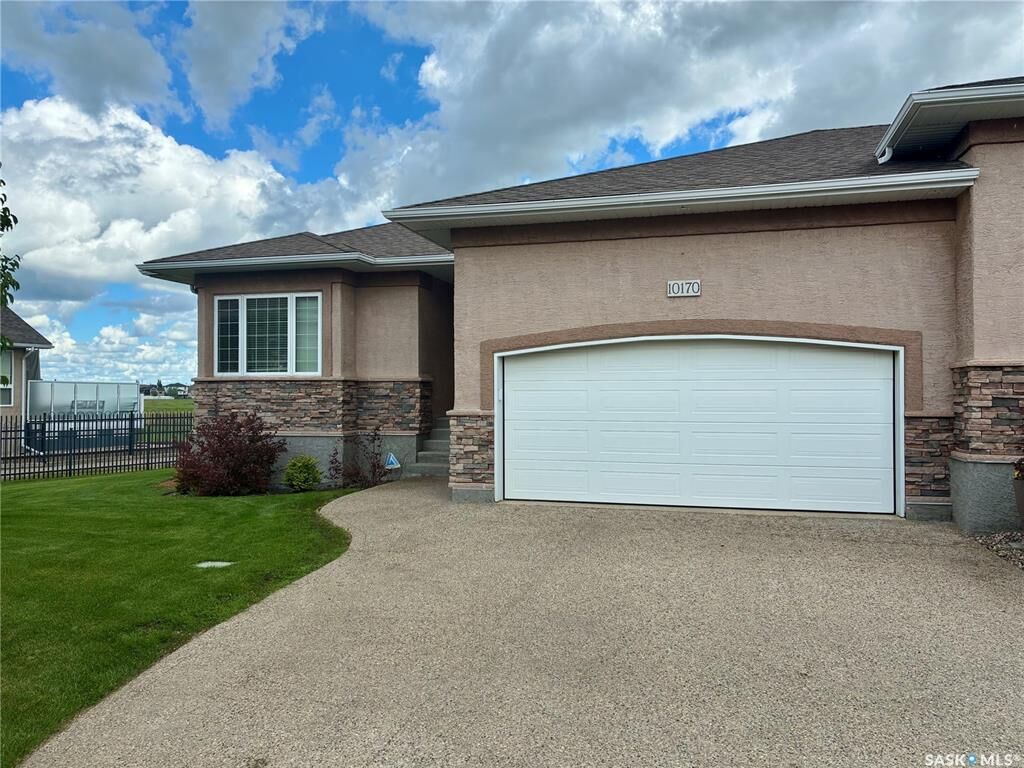 Property Photo:  10170 Wascana Estates  SK S4V 3E5 