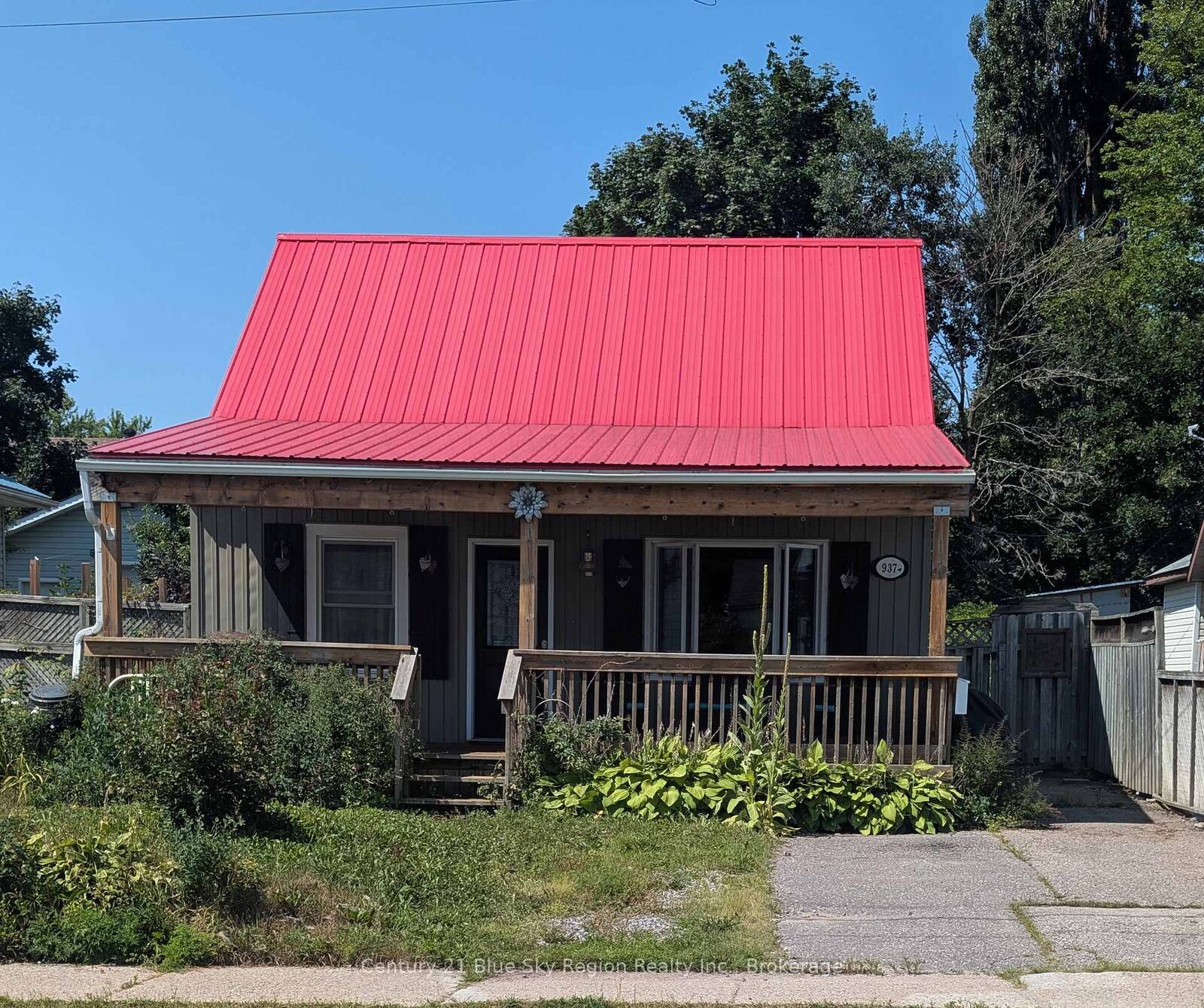 Photo de la propriété:  937 Galt Street  ON P1B 5N5 