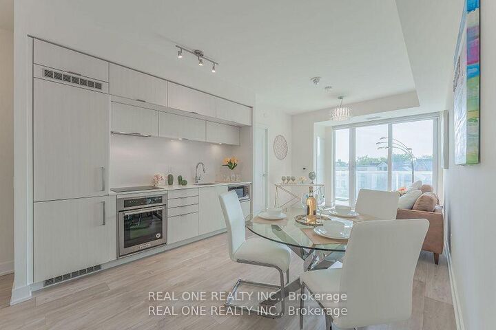 Photo de la propriété: 80 Vanauley Street 303 ON M5T 0C9