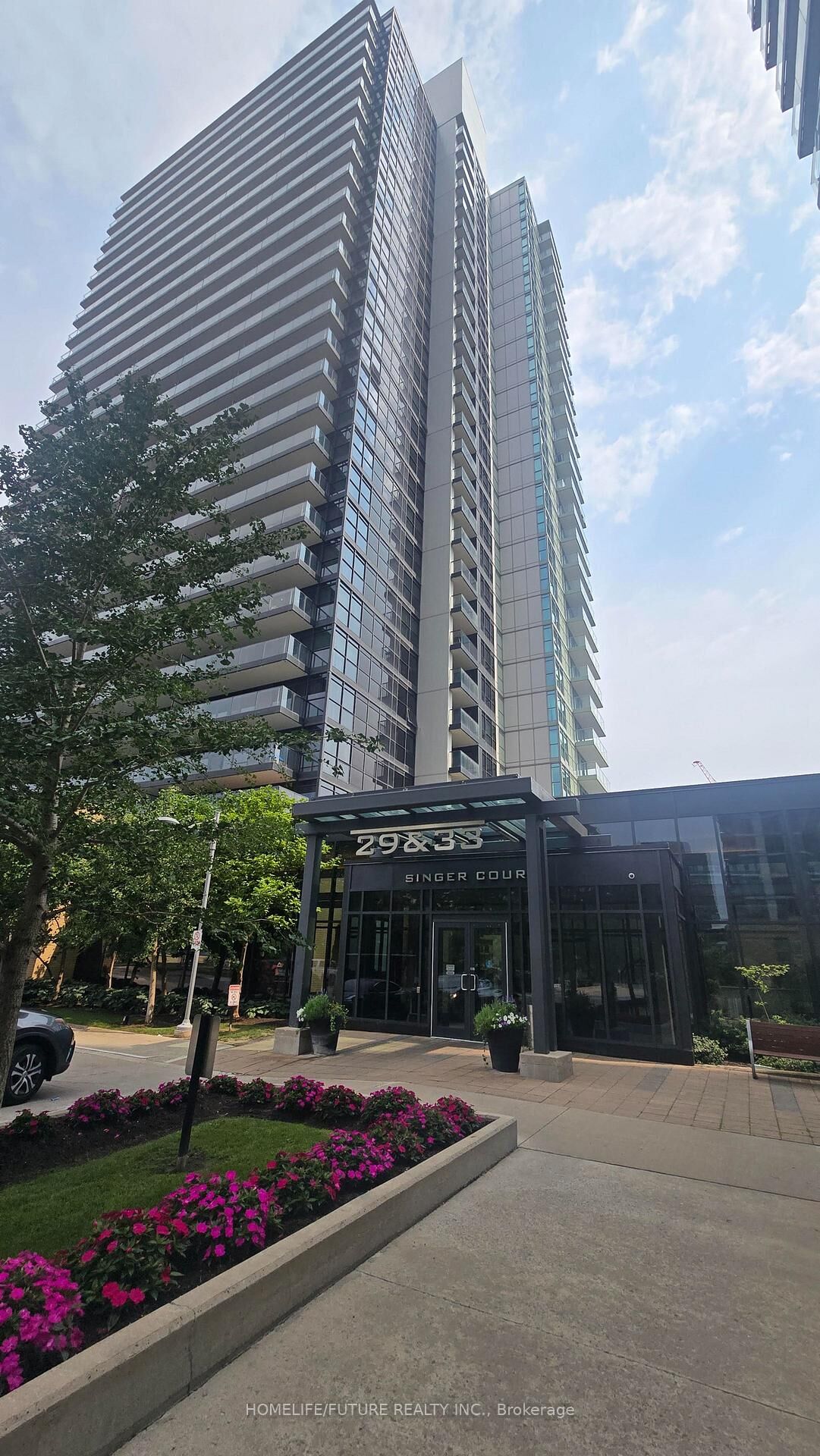 Property Photo:  33 Singer Court 2507  ON M2K 0B4 