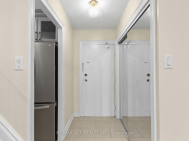 Property Photo: 100 Mornelle Court 1017 ON M1E 4X2
