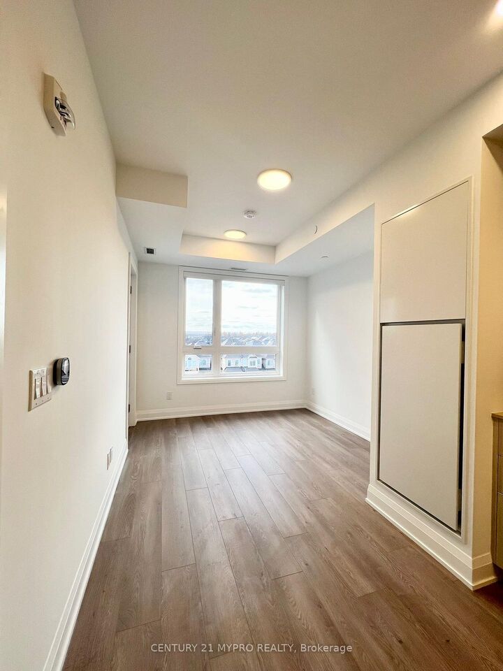 Property Photo: 3250 Carding Mill Trail 402 ON L6M 1L3