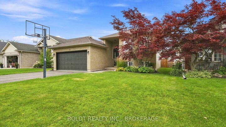 Property Photo: 4 Mason Drive ON L0S 1E4