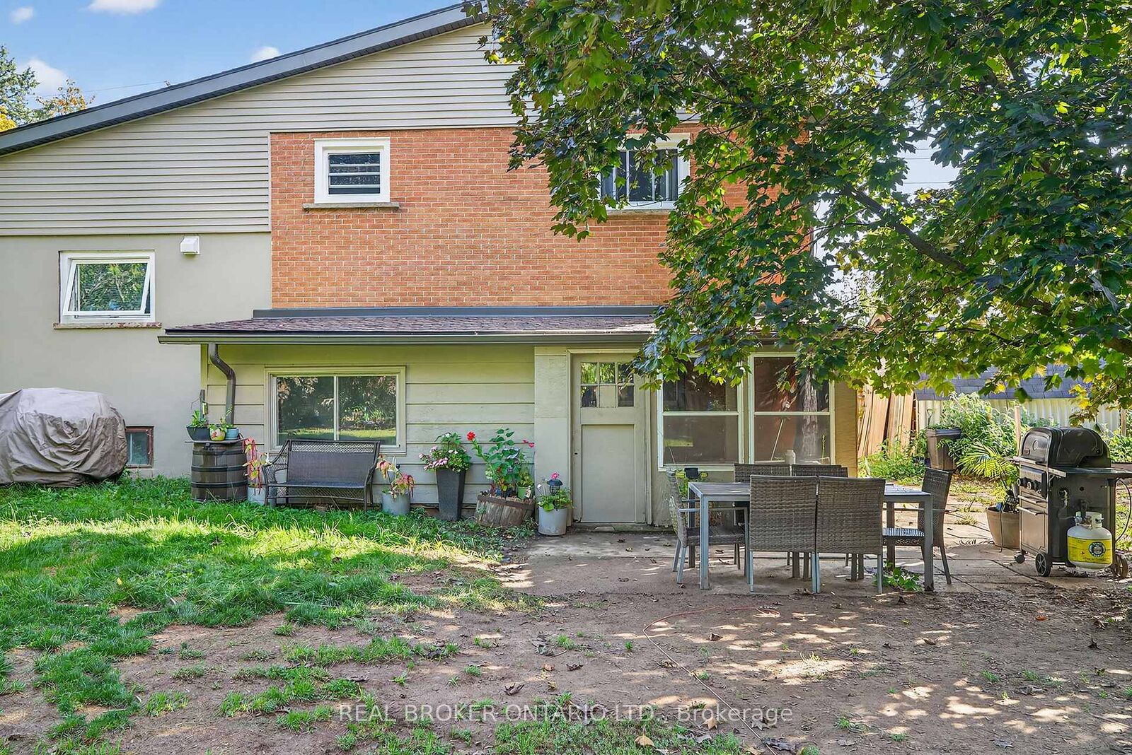 Property Photo: 312 Old Guelph Road ON L9H 5W4