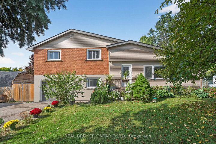 312 Old Guelph Road — photo 1