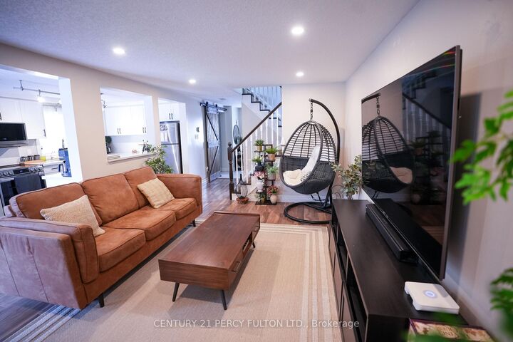 Property Photo:  333 Rosette Drive  ON N2K 3W7 