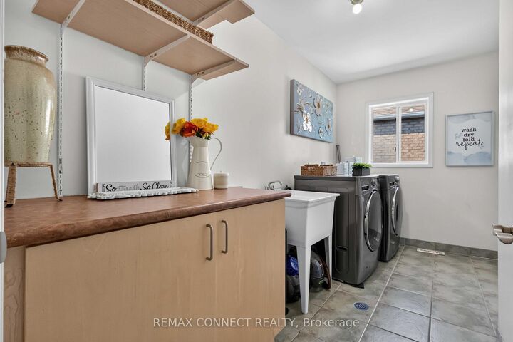 72 Warwick Avenue — photo 1