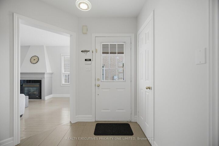 Property Photo:  24 Archbury Circle  ON L7E 2H7 
