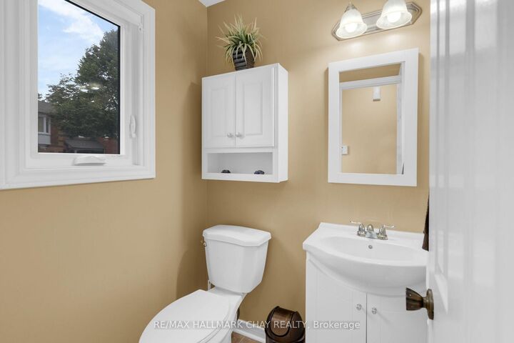 769 Playter Crescent — photo 1