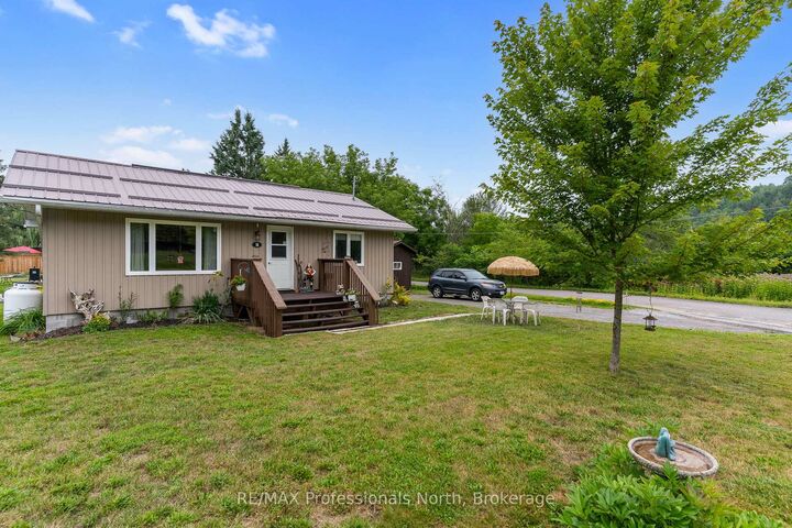 Property Photo: 1B Lyons Street ON K0M 2K0