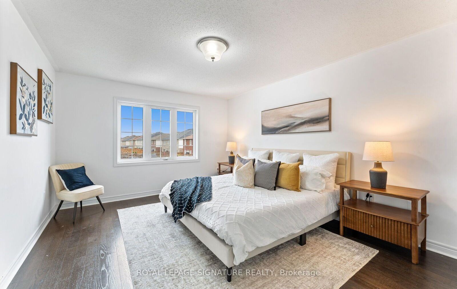 Property Photo:  104 Whitefoot Crescent  ON L1Z 2E3 