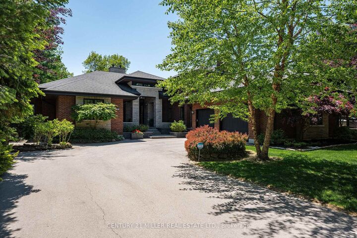 Property Photo: 5316 Drenkelly Court ON L5M 2H4
