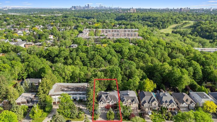Property Photo: 35 Wentworth Avenue ON M2N 1T5