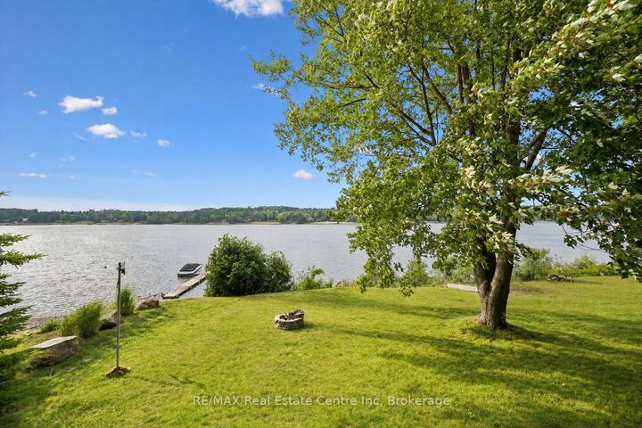 Property Photo:  729 Seventh Street  ON N0B 1J0 