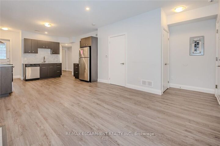 74 Cathcart Street — photo 1