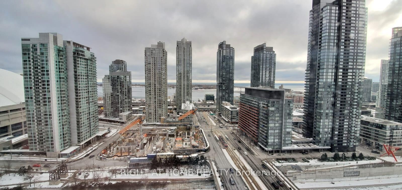 Property Photo:  397 Front Street W 2801  ON M5V 3S1 