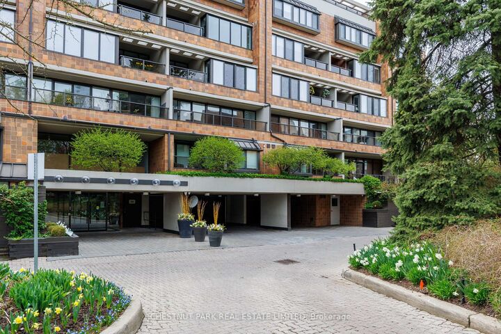 40 Oaklands Avenue 203 — photo 1