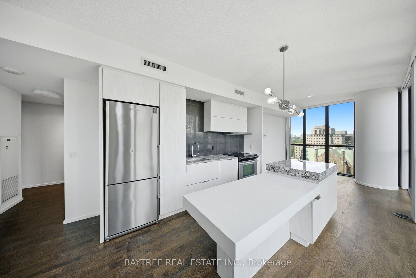 Property Photo:  101 Charles Street E 1210  ON M4Y 0A9 