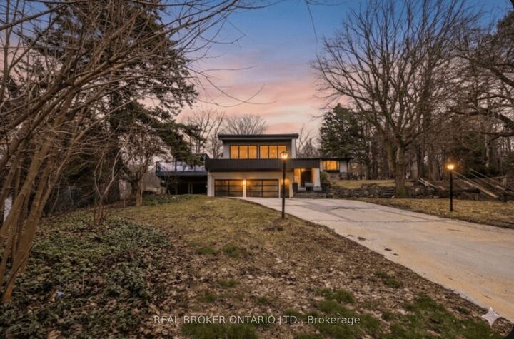 Property Photo:  3 Chicopee Terrace  ON N2A 1T2 