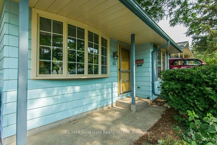 Property Photo:  66 Shea Crescent  ON N2E 1E8 