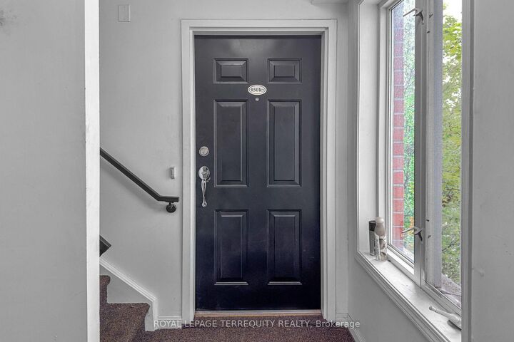 Property Photo:  26 Laidlaw Street 1501C  ON M6K 1X2 