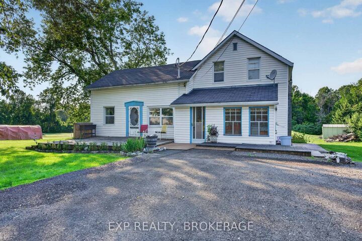 Property Photo:  33 Branch Street  ON K0K 3N0 