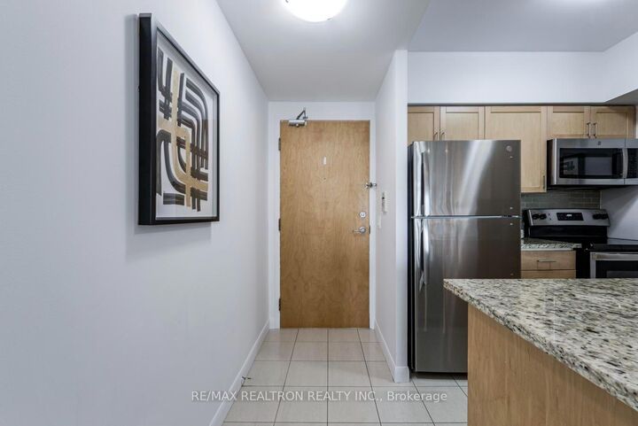 Property Photo: 4968 Yonge Street 1505 ON M2N 5N7