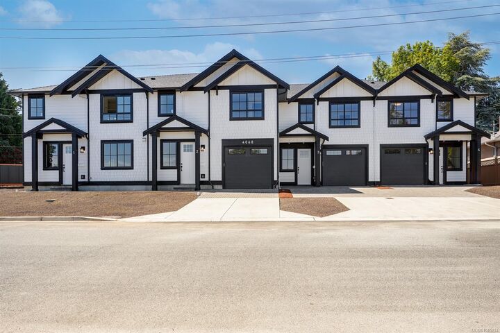 Property Photo: 4068 Tuxedo Dr #3 BC V8X 2L3