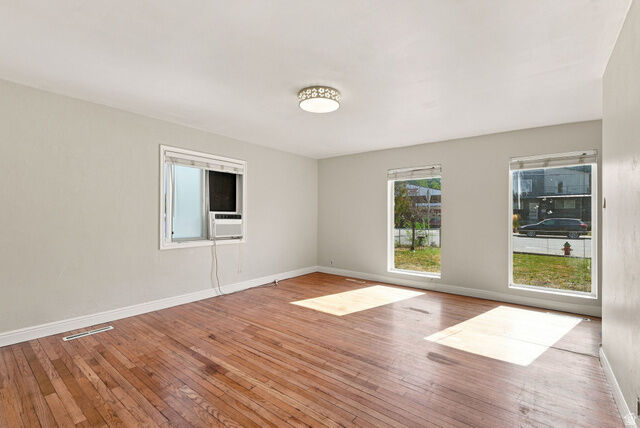 Property Photo: 2980 S 500 E UT 84106