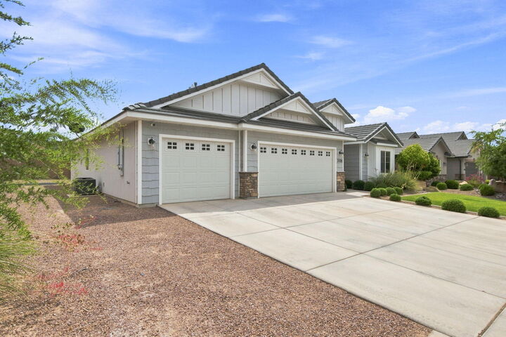 Property Photo:  3108 E 3230 S  UT 84790 