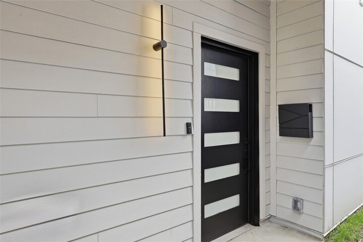 Property Photo: 236 Hidden Lane PA 15106