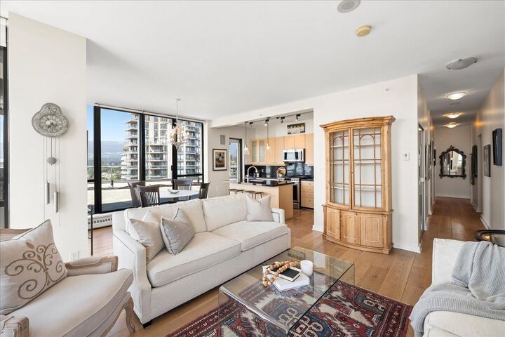 Property Photo: 124 W 1st Street Ph2 BC V7M 3N3