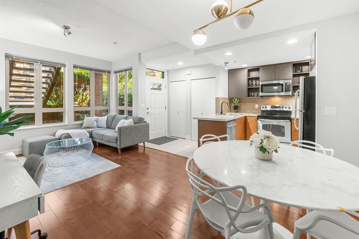 Property Photo: 728 W 14th Street 78 BC V7M 0A8