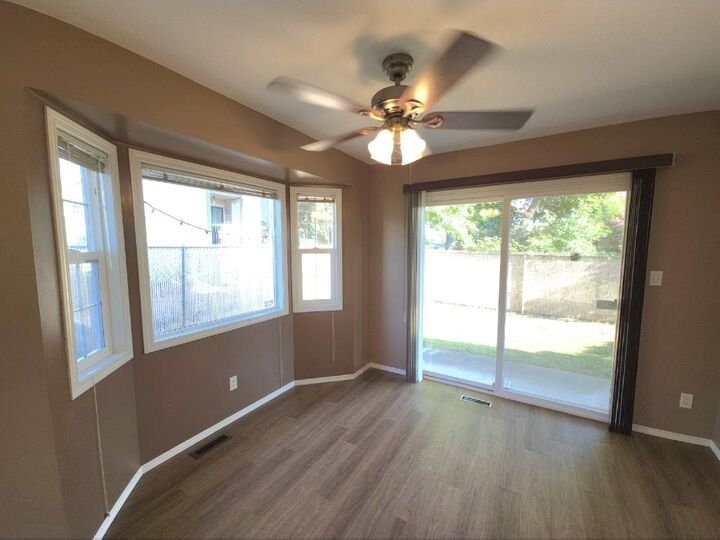 Property Photo: 46451 Maple Avenue 106 BC V2P 2J7