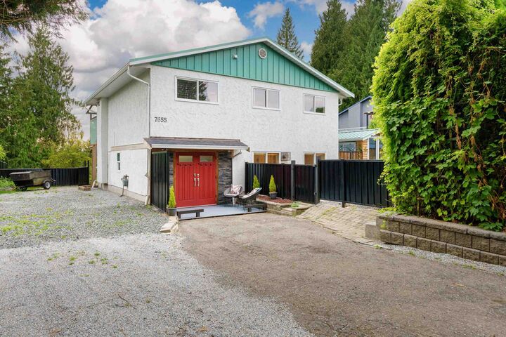 Property Photo: 7655 Woodcock Crescent BC V2V 4J8